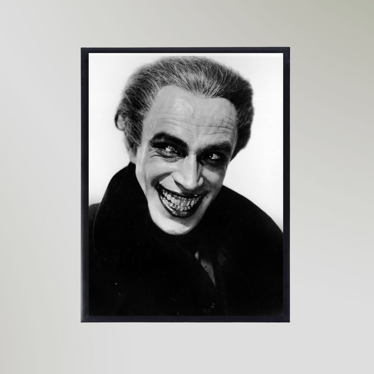 Conrad Veidt in The Man Who Laughs (1928) Portrait Art Print